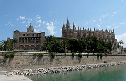 Katedrála v Palmě de Mallorca
